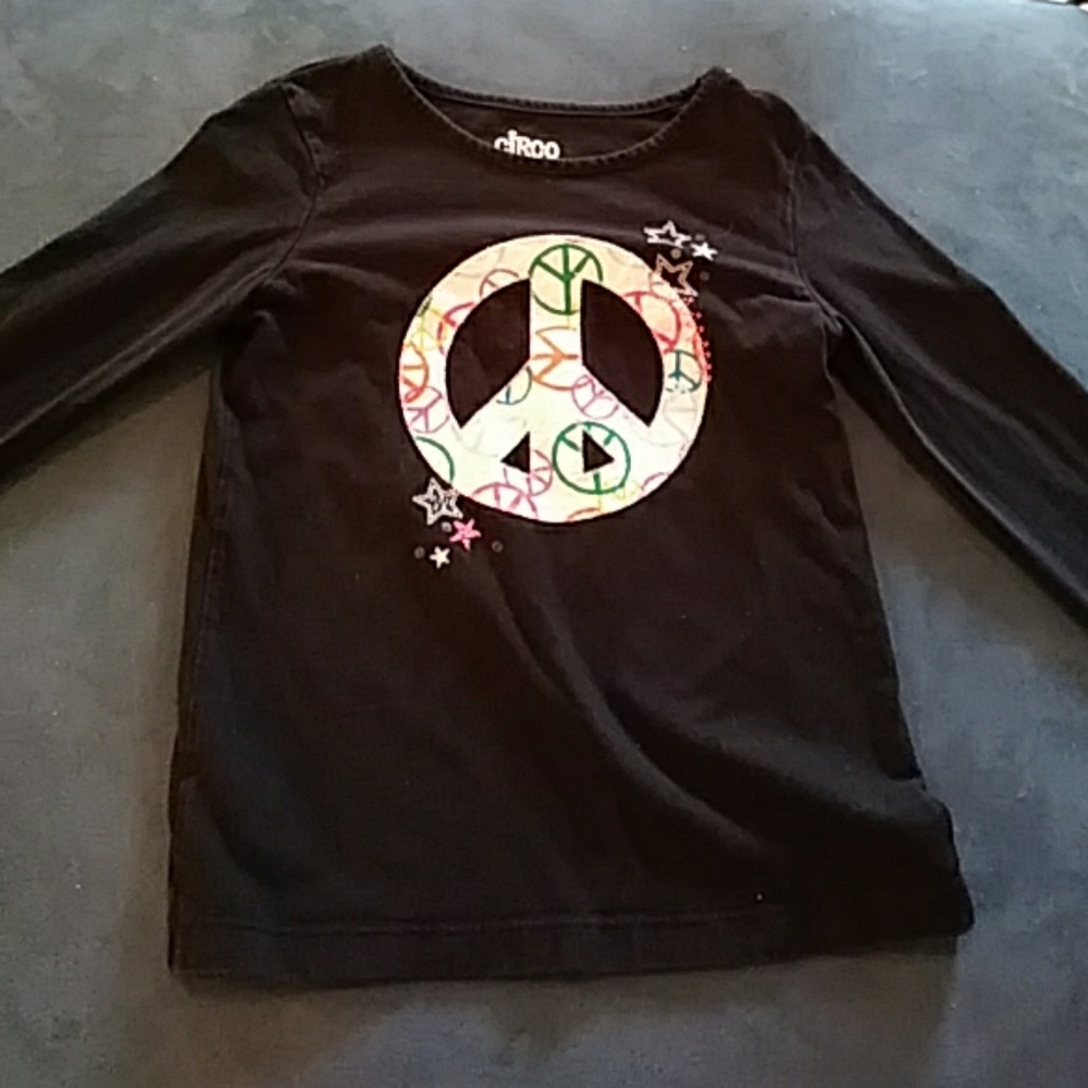 Long sleeve peace shirt